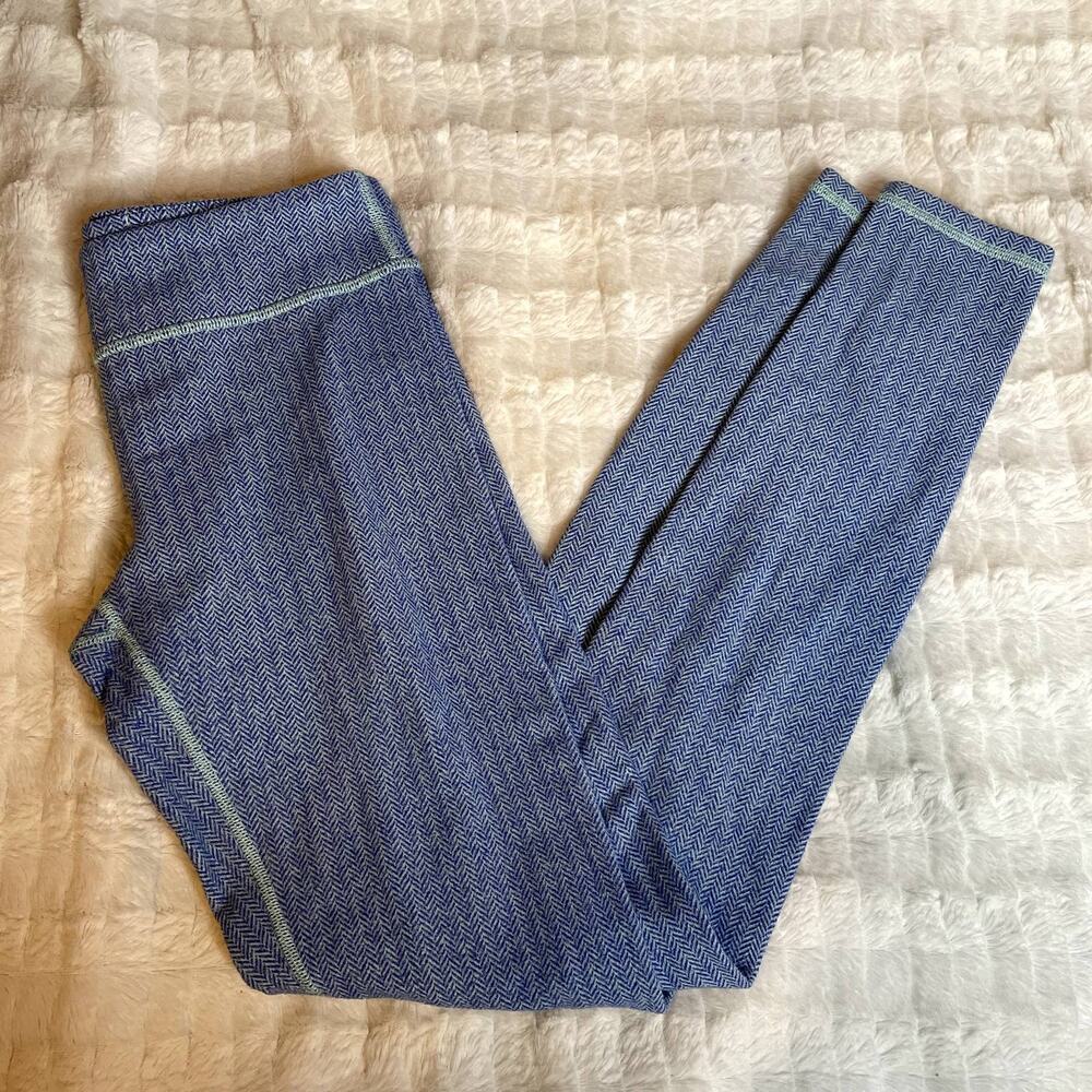 IVIVVA LULULEMON‎ Chevron Blue Stripe Leggings Full Length High Mid Rise 14